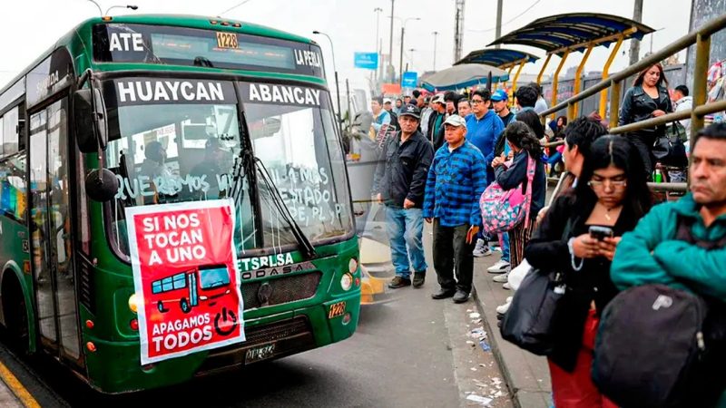 Transportistas ratifican marcha nacional pese a vacancia – Prensa arequipena