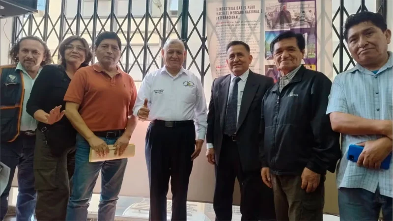 Muerte de Becerra pone en riesgo la fórmula presidencial – Prensa arequipena