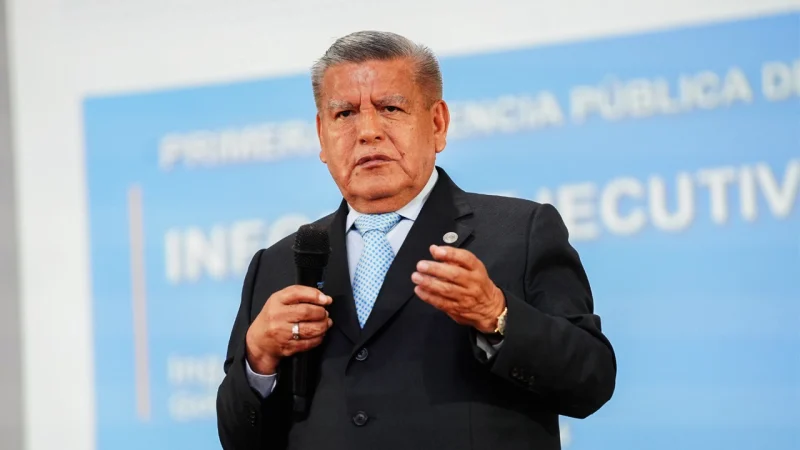 Contraloría detecta 2.3 millones de soles en gestión Acuña – Prensa arequipena