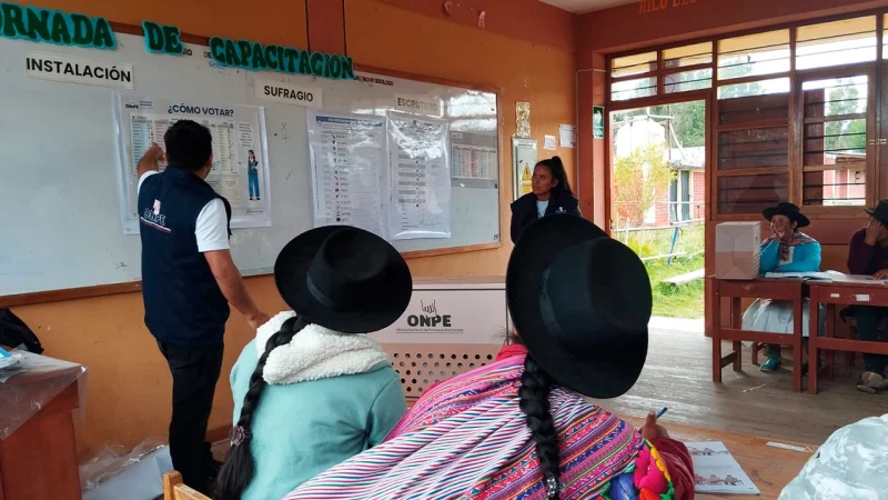 ONPE capacita a más de 120 mil miembros de mesa – Prensa arequipena